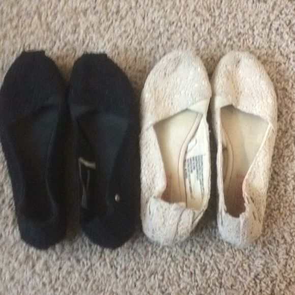 SOLD Lot Mad Love flats black, off-white 7 - Picture 2 of 4